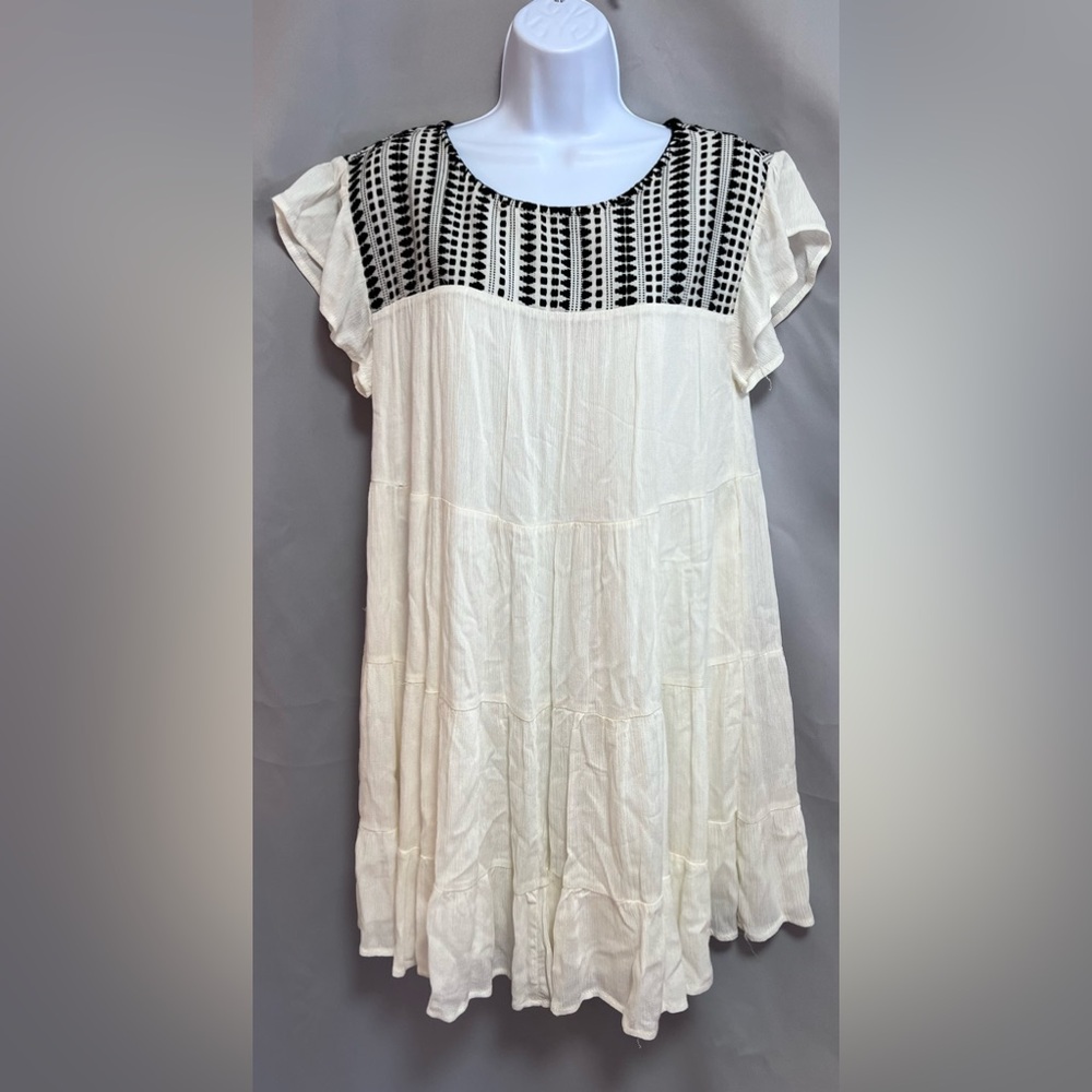 &merci Yuni Dress Women Size Small Short Sleeve Ivory